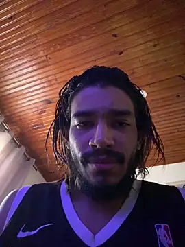Snapshot of Mineirinho043 chatting on May 2026 02:27:02 PM Mineirinho043 online show from May 2026 02:27:02 PM