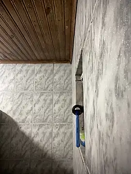 Mineirinho043 online show from October 2025 06:49:01 PM