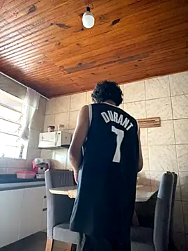 Mineirinho043 online show from November 2025 11:37:01 AM