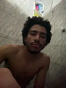 Mineirinho043 online show from October 2025 04:47:02 AM