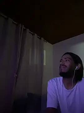 Mineirinho043 online show from February 2026 02:03:01 AM