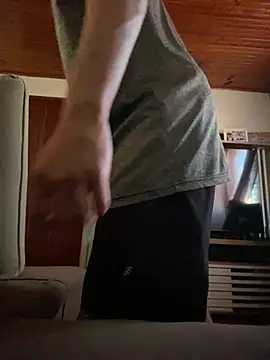 Mineirinho043 online show from February 2026 10:35:02 AM