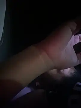 Mineirinho043 online show from December 2025 11:30:01 PM