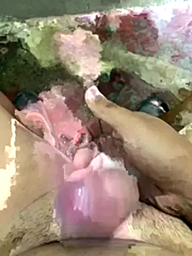 Eduardo08000 online show from December 2025 08:04:02 PM