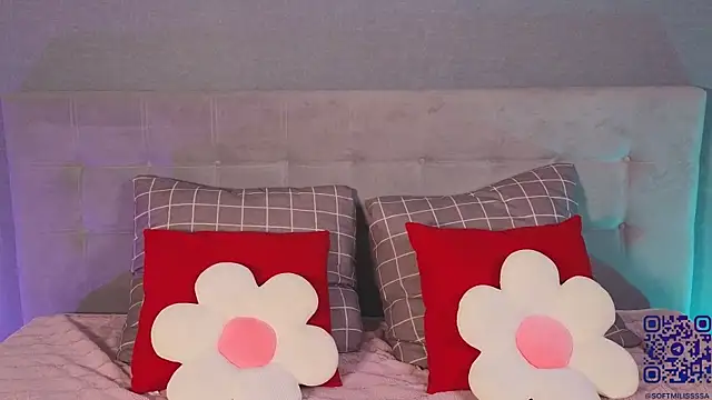 soft babe online show from May 2026 04:57:02 PM