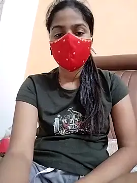 Snapshot of fuungirl38 chatting on November 2025 07:29:01 PM fuungirl38 online show from November 2025 07:29:01 PM