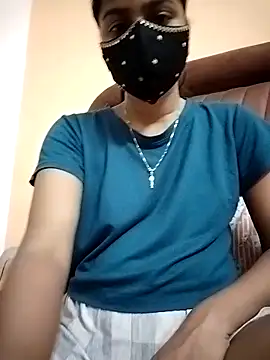 Snapshot of fuungirl38 chatting on November 2025 06:08:02 PM fuungirl38 online show from November 2025 06:08:02 PM