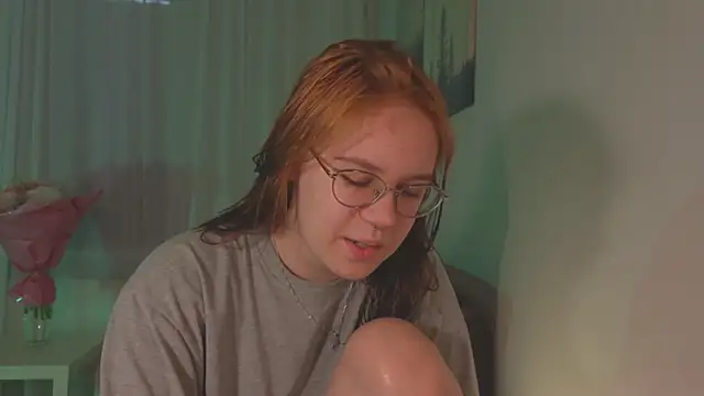 Mia Luw online show from June 2026 07:49:02 AM