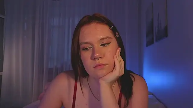 Mia Luw online show from July 2026 02:32:01 PM