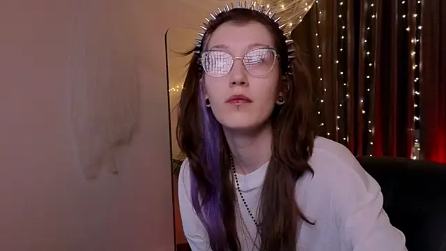 lissaros online show from December 2025 05:00:02 AM