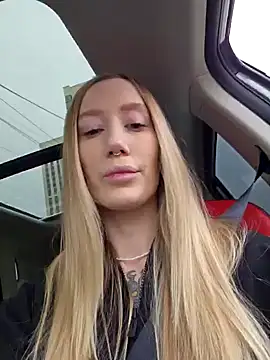 Snapshot of Pussy_Drive03 chatting on February 2025 05:25:02 AM Pussy Drive03 online show from February 2025 05:25:02 AM