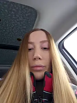 Snapshot of Pussy_Drive03 chatting on October 2025 03:29:02 AM Pussy Drive03 online show from October 2025 03:29:02 AM