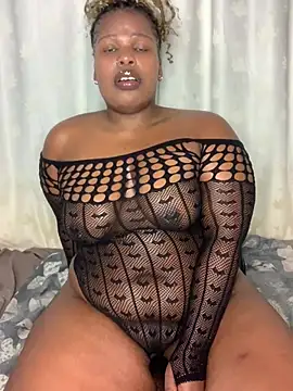 Cuddle Bear online show from March 2026 08:40:01 PM