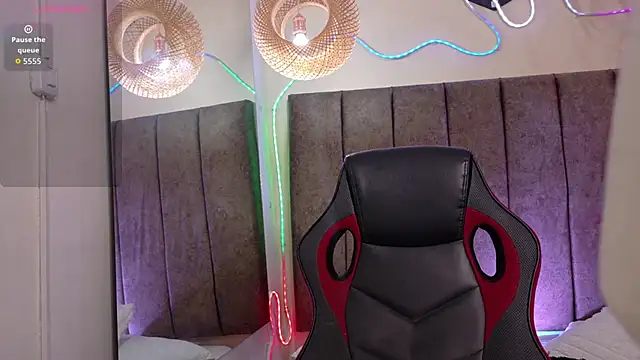 Snapshot of Alektra_bryce chatting on November 2025 07:36:01 PM Alektra bryce online show from November 2025 07:36:01 PM