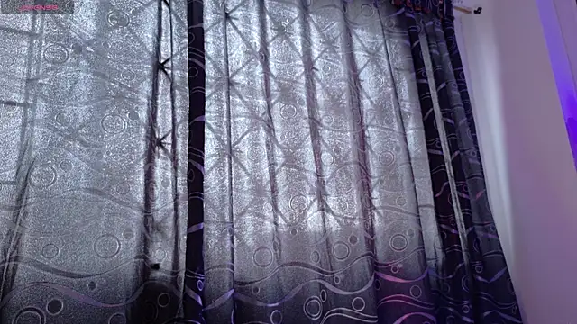 Snapshot of Alektra_bryce chatting on October 2025 12:46:01 PM Alektra bryce online show from October 2025 12:46:01 PM