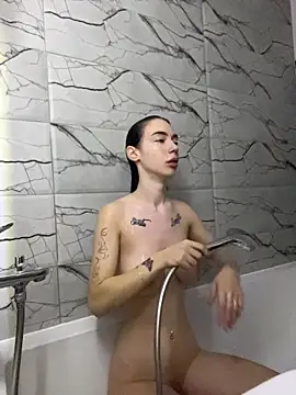 Celine Roxelle online show from December 2025 08:51:02 AM