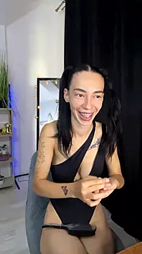 Snapshot of Celine_Roxelle chatting on July 2026 02:18:02 PM Celine Roxelle online show from July 2026 02:18:02 PM