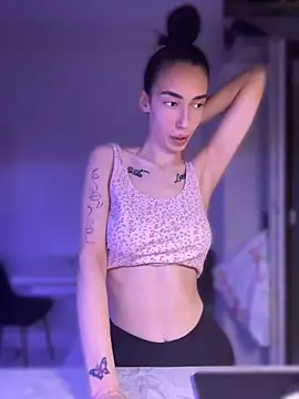 Celine Roxelle online show from April 2026 08:10:02 PM