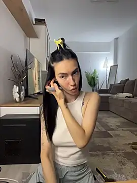 Celine Roxelle online show from May 2026 01:31:02 PM