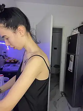 Celine Roxelle online show from January 2026 04:25:02 PM