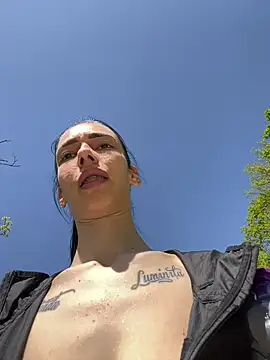 Celine Roxelle online show from May 2026 09:01:02 AM