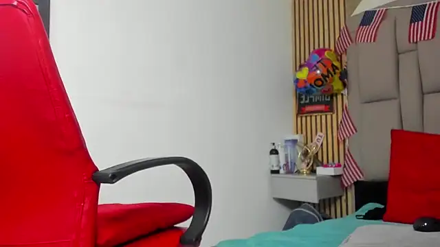 dafnnelewis online show from October 2025 12:29:01 PM