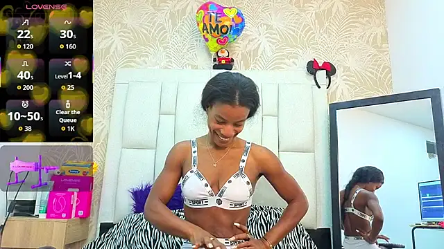 dafnnelewis online show from April 2026 11:15:01 AM