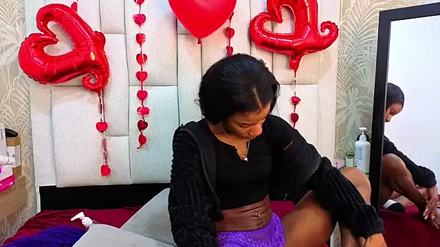 Snapshot of dafnnelewis chatting on February 2026 11:18:01 AM dafnnelewis online show from February 2026 11:18:01 AM