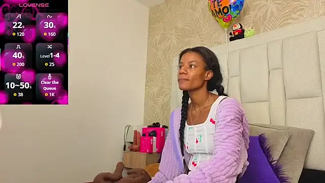 dafnnelewis online show from May 2026 11:16:01 AM