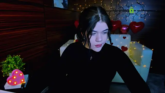 Snapshot of elmira_rose chatting on February 2025 10:44:02 AM elmira rose online show from February 2025 10:44:02 AM