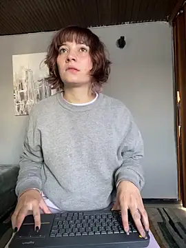 Snapshot of Maggie_Geller chatting on March 2025 12:28:02 PM Maggie Geller online show from March 2025 12:28:02 PM