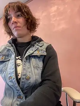 Snapshot of Maggie_Geller chatting on March 2025 03:18:02 PM Maggie Geller online show from March 2025 03:18:02 PM