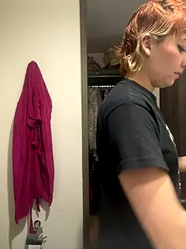 Snapshot of Maggie_Geller chatting on September 2025 03:26:01 PM Maggie Geller online show from September 2025 03:26:01 PM