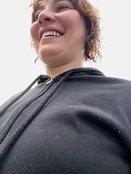 Maggie Geller online show from May 2026 05:22:01 PM