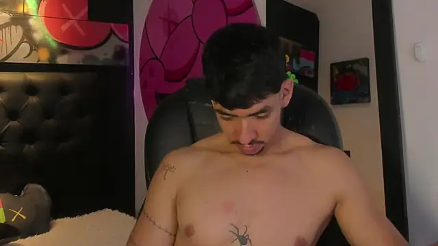 ISAAC CRYSTON online show from February 2026 10:21:02 PM