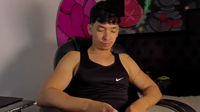 ISAAC CRYSTON online show from October 2025 07:35:01 PM