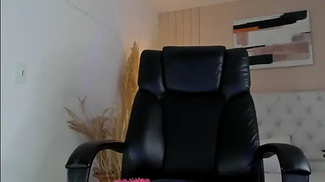 ISAAC CRYSTON online show from January 2026 08:02:02 PM