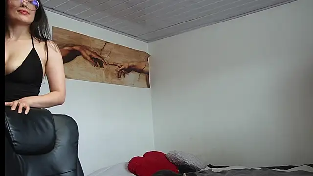 Snapshot of AliciaNess7 chatting on September 2025 05:09:01 PM AliciaNess7 online show from September 2025 05:09:01 PM