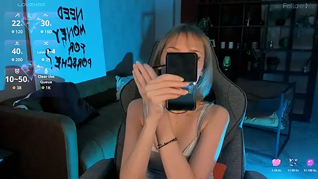 KiraMontoya online show from November 2025 05:17:02 PM