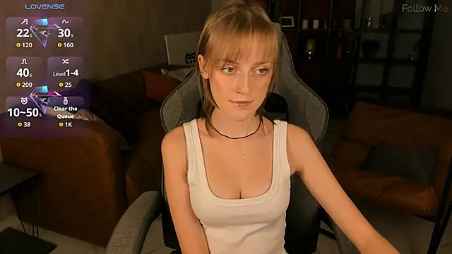 KiraMontoya online show from November 2025 05:28:02 PM