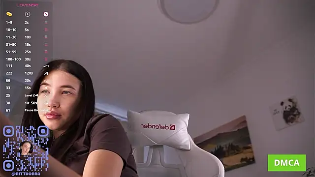 LizbethGee online show from March 2026 04:19:01 AM