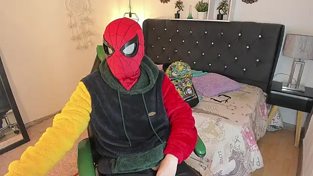 Golden-Boyy online show from October 2025 03:32:01 AM