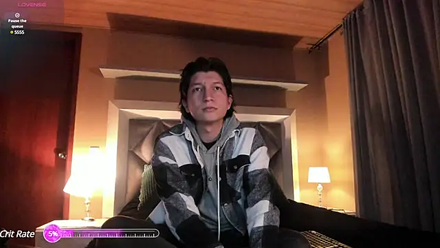 Golden-Boyy online show from March 2025 12:25:02 PM