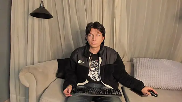 Golden-Boyy online show from March 2025 12:06:02 PM