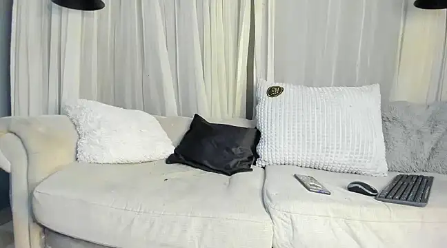 Golden-Boyy online show from March 2025 12:12:01 PM