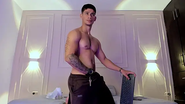 ANDRES STUD online show from June 2026 04:02:02 AM
