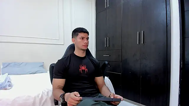 ANDRES STUD online show from April 2026 03:46:02 AM