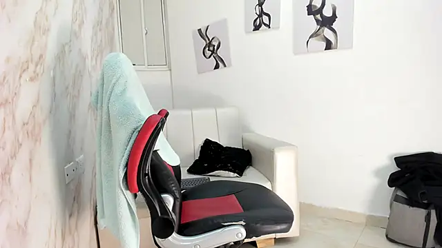 Snapshot of ANDRES_STUD chatting on November 2025 05:24:02 AM ANDRES STUD online show from November 2025 05:24:02 AM