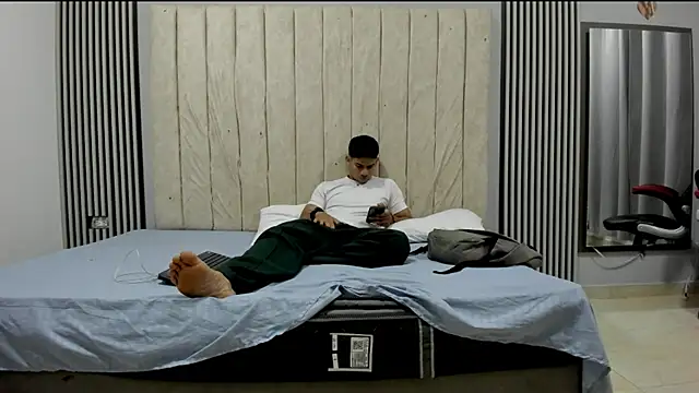 ANDRES STUD online show from February 2026 03:59:01 AM