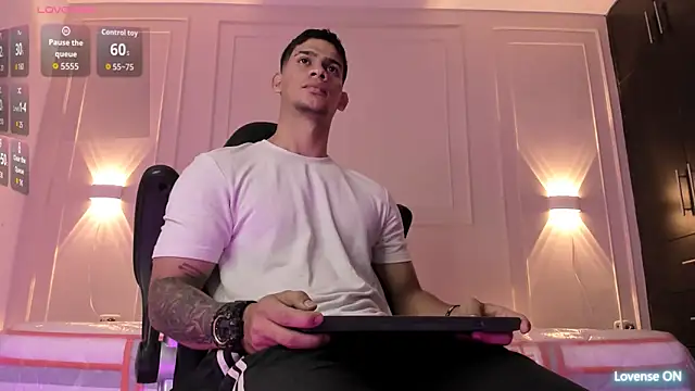 ANDRES STUD online show from May 2026 04:29:01 AM